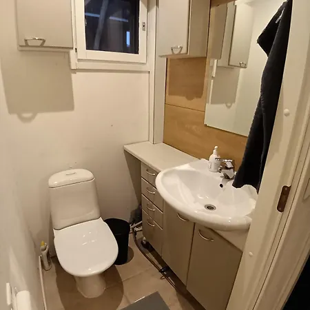 Ilmastoitu Nelostien Varrella *