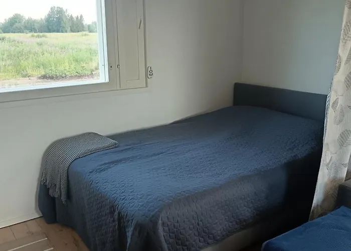 דירה Ilmastoitu Moekki Nelostien Varrella